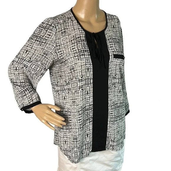 RW & CO BLOUSE, L,Colorblock, office siren , event ,black ,key hole pockets,EC - Picture 8 of 15